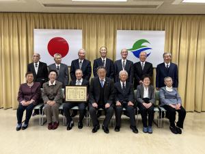 受賞されたいきいきふれあい元気クラブの皆さん